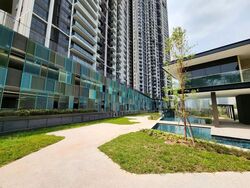 Avenue South Residence (D3), Apartment #579793601